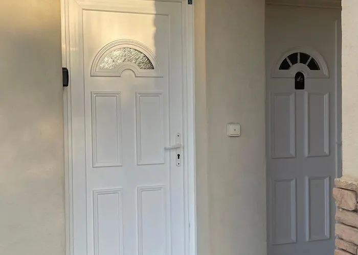 2 Pieces Bord De Linguizzetta