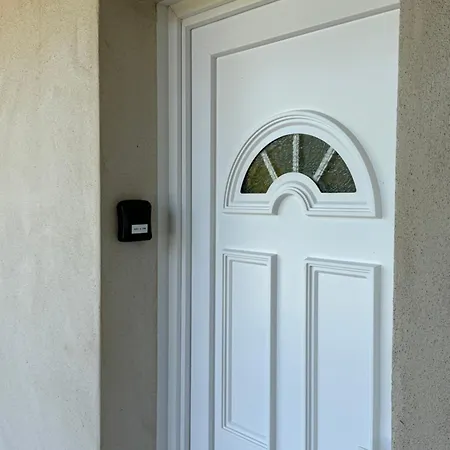 2 Pieces Bord De Apartment