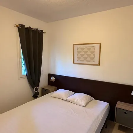 Apartment 2 Pieces Bord De